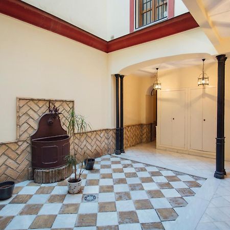 Appartamento Beautiful And Cozy- 1Bd 1Bth- Arenal Center Siviglia Esterno foto