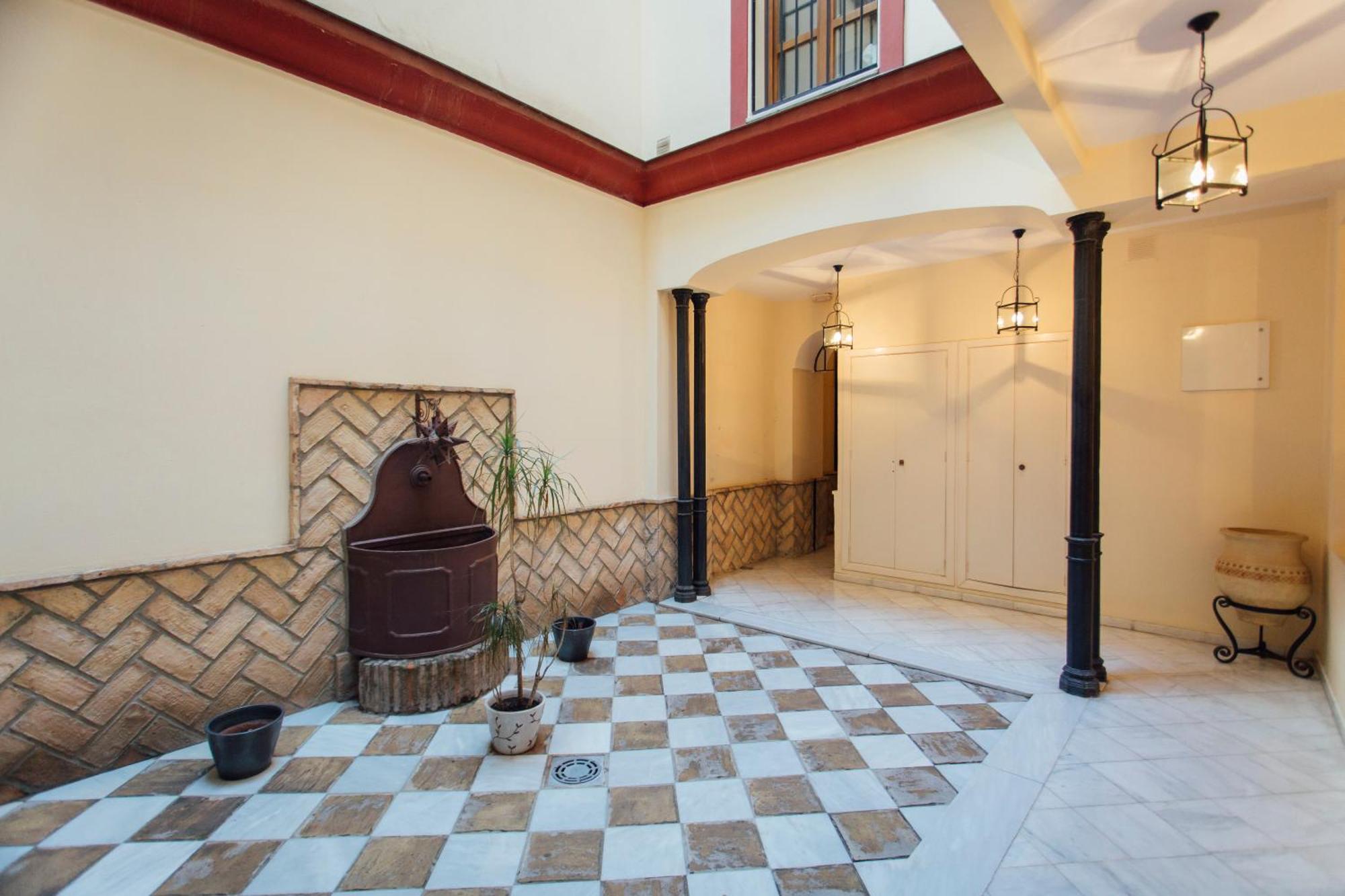 Appartamento Beautiful And Cozy- 1Bd 1Bth- Arenal Center Siviglia Esterno foto