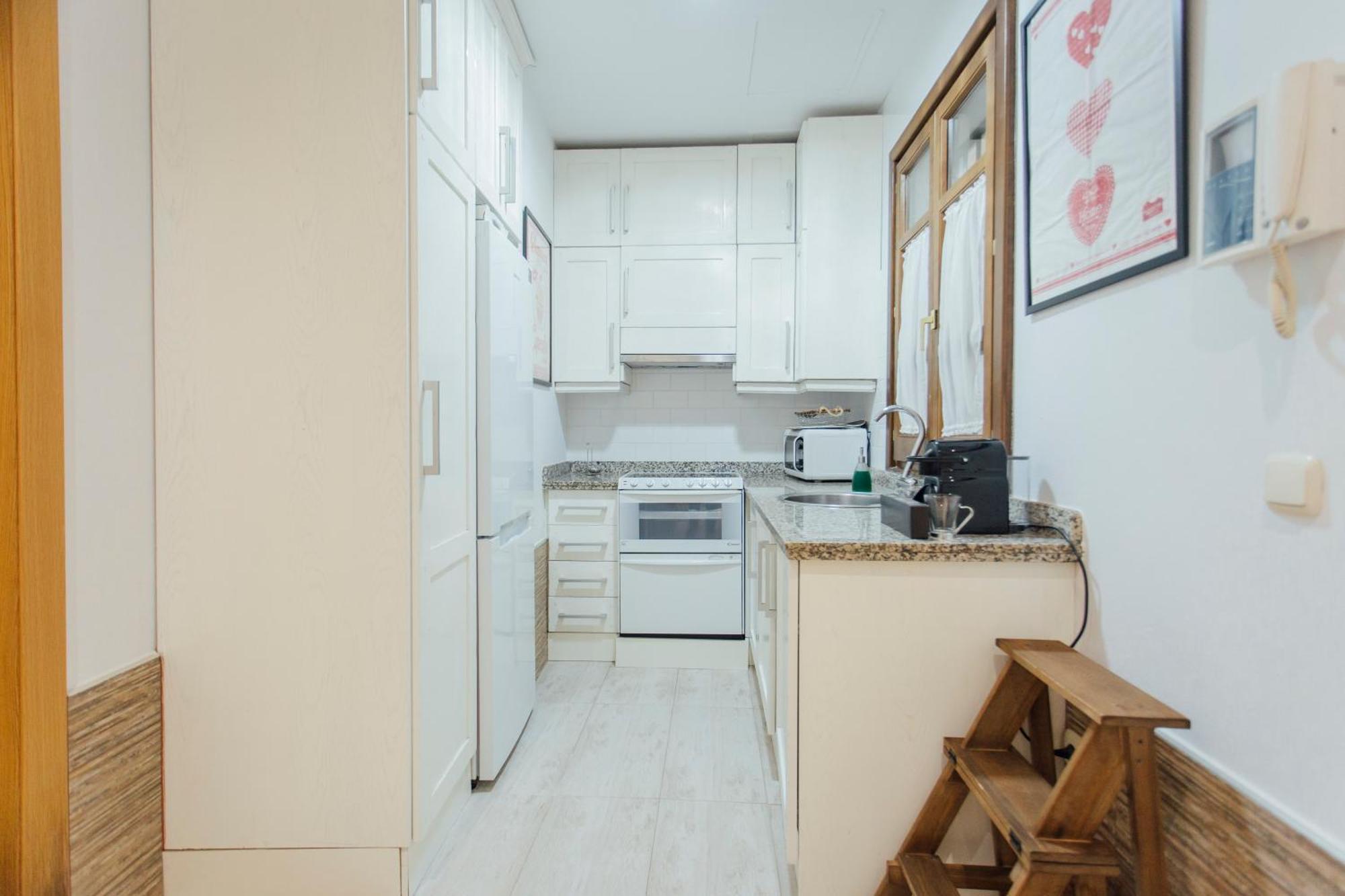 Appartamento Beautiful And Cozy- 1Bd 1Bth- Arenal Center Siviglia Esterno foto