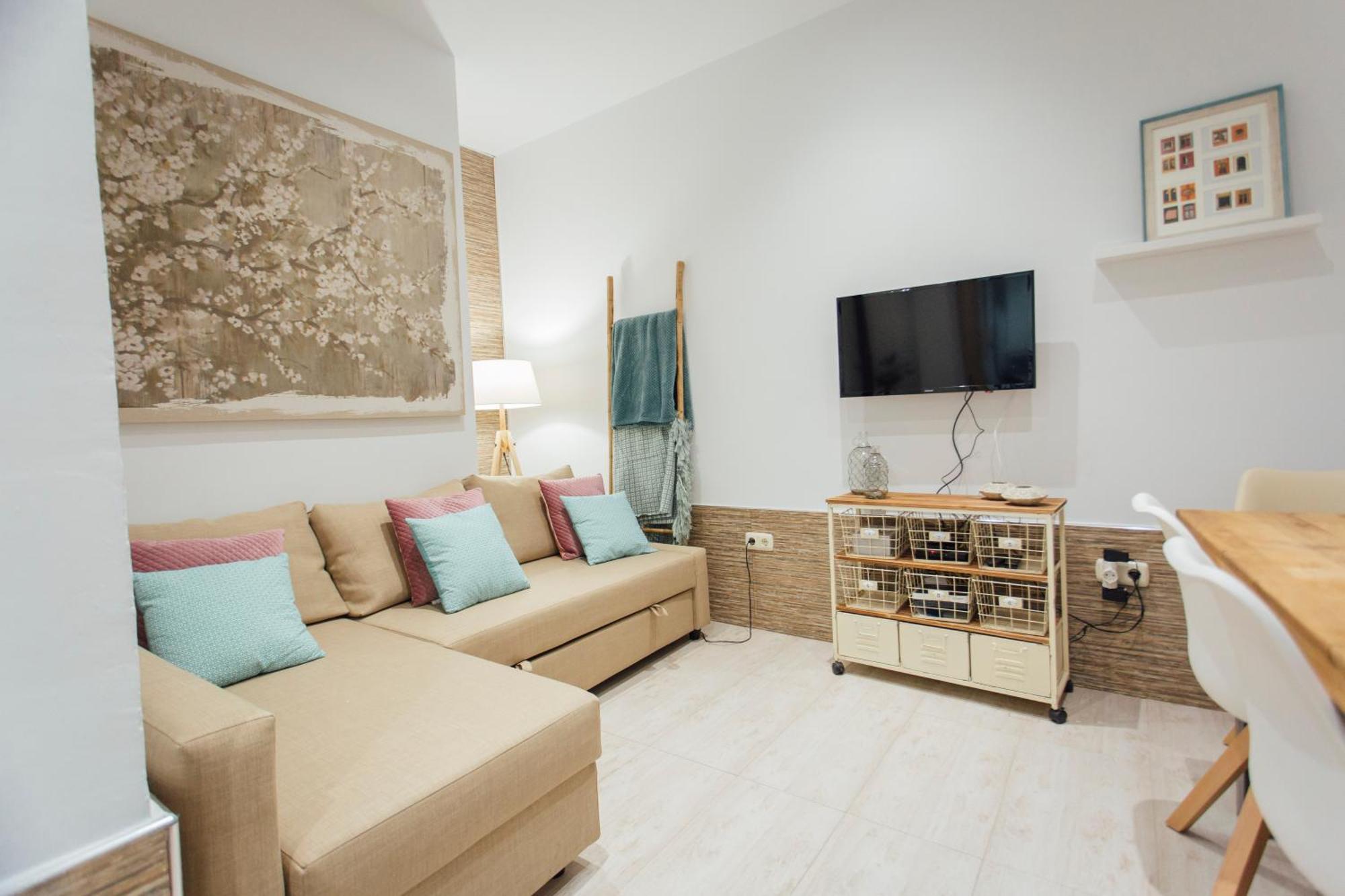 Appartamento Beautiful And Cozy- 1Bd 1Bth- Arenal Center Siviglia Esterno foto