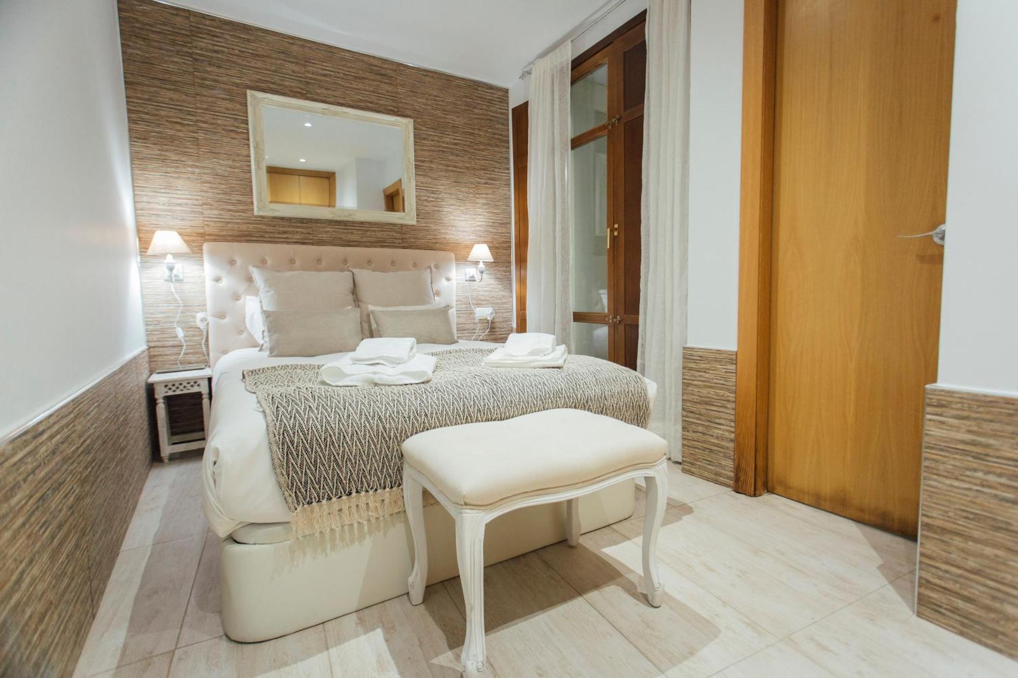 Appartamento Beautiful And Cozy- 1Bd 1Bth- Arenal Center Siviglia Esterno foto